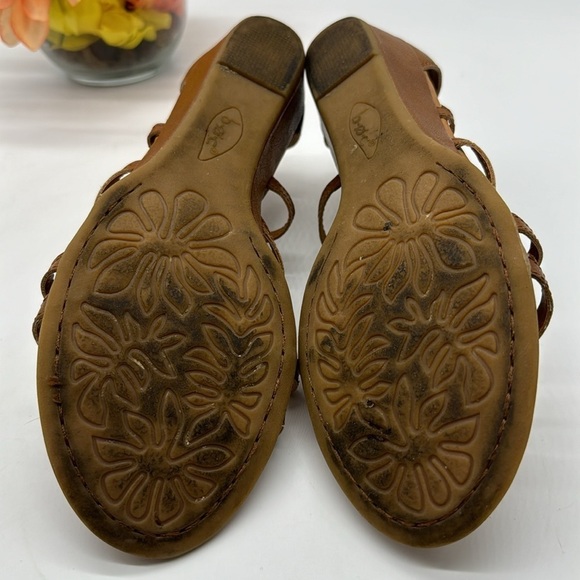 b.o.c. Brown Leather Gladiator Sandal Size 8 MCS6412H - Picture 5 of 7